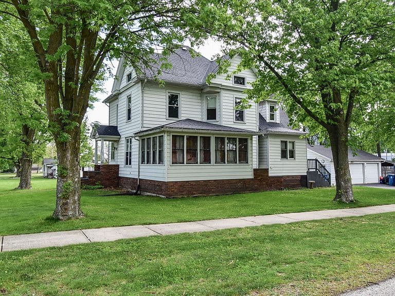 Listing photo 5