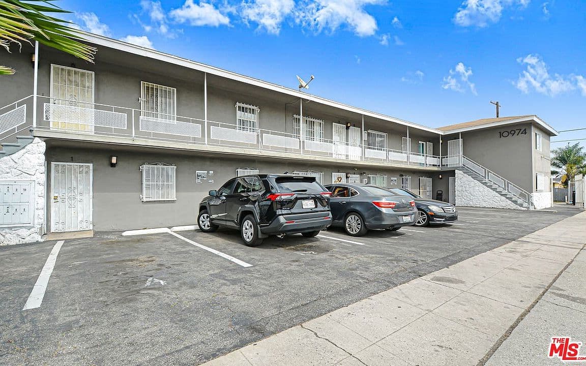 Primary listing photo
