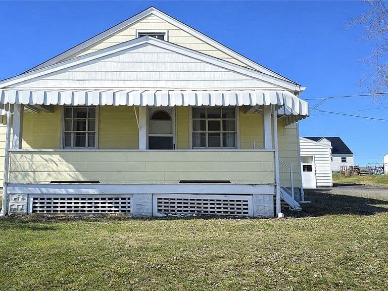 Listing photo
