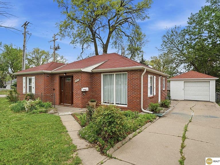 Listing photo 5