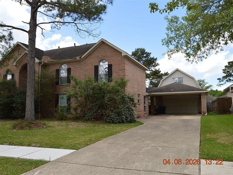 Listing photo 3