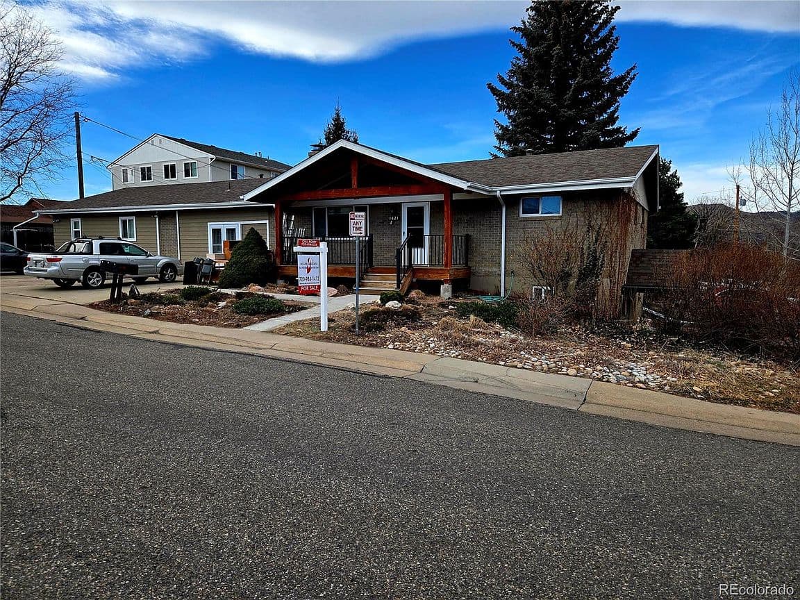 Primary listing photo