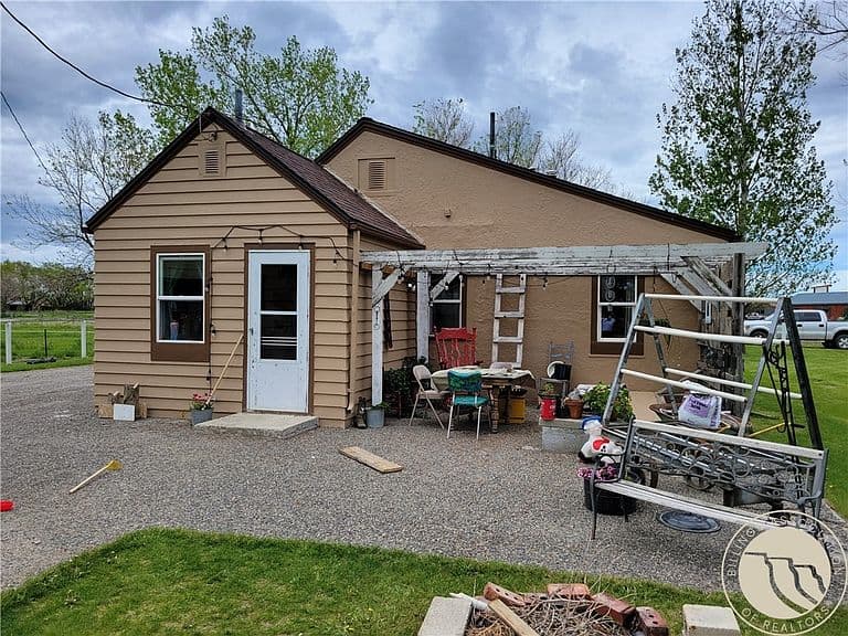 Listing photo 4