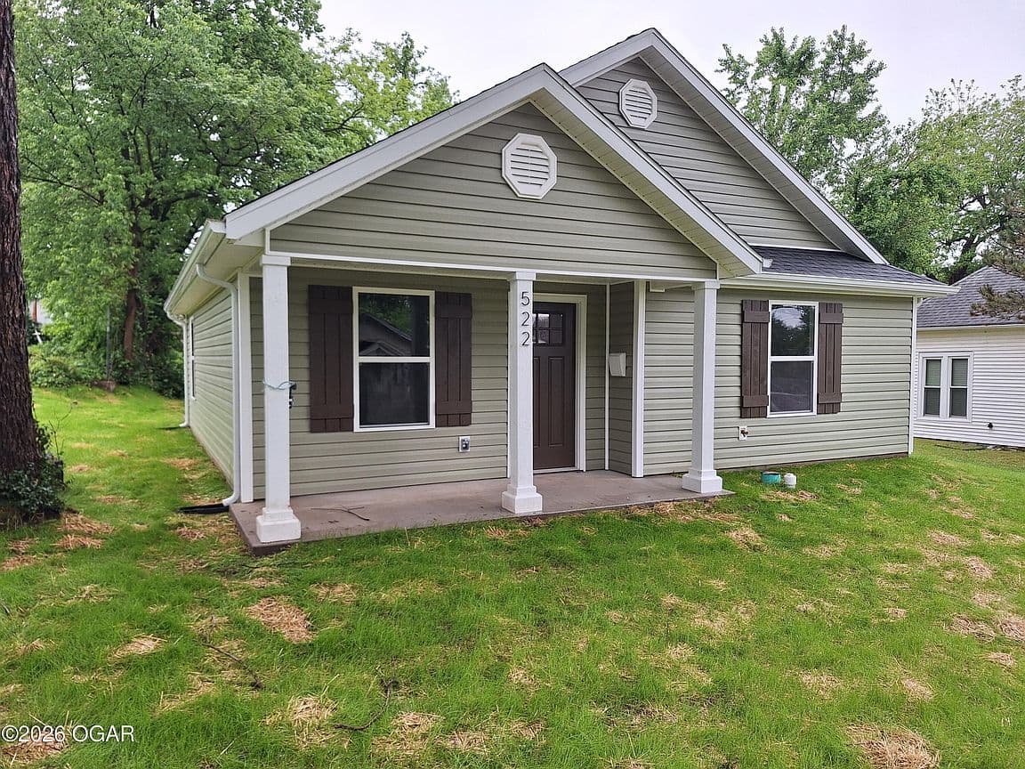 Primary listing photo