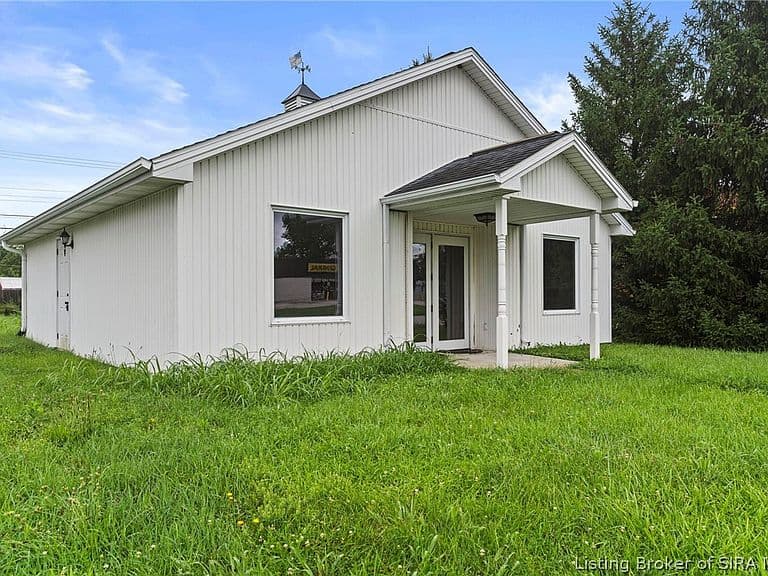 Listing photo 5