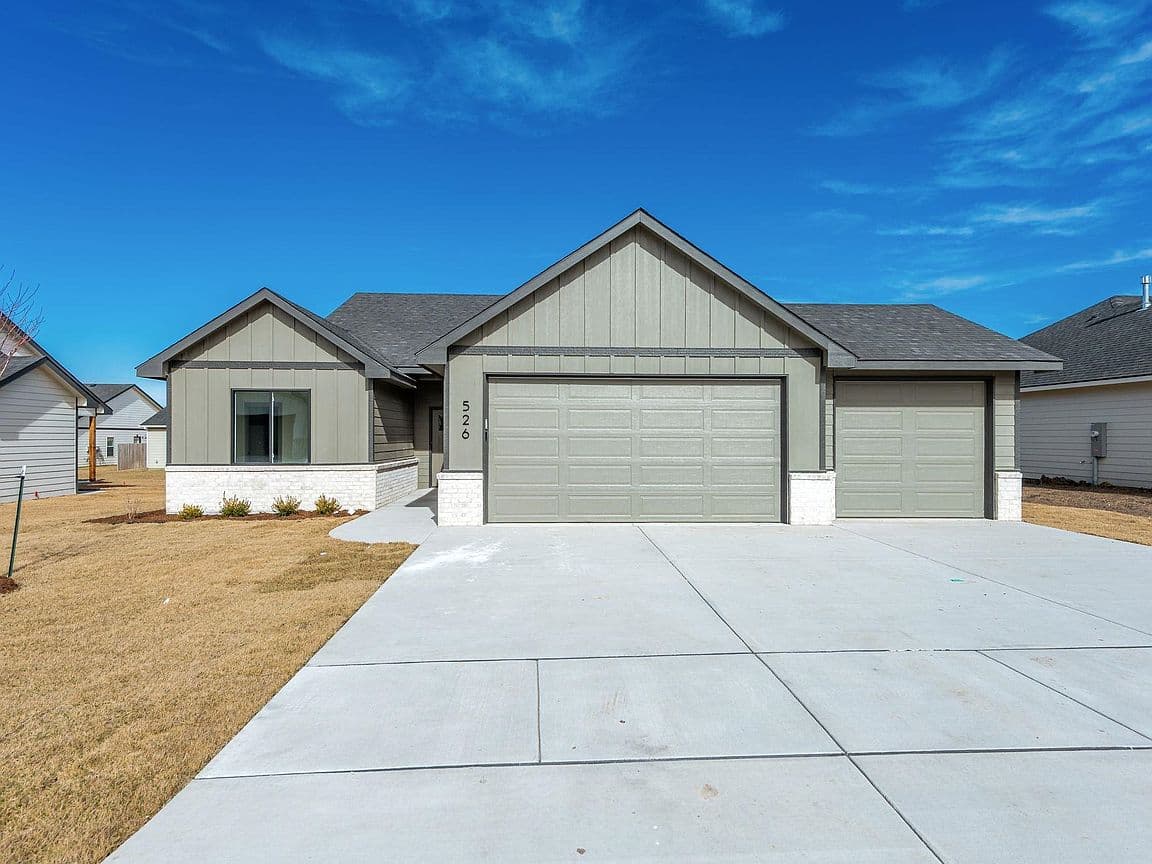 Primary listing photo