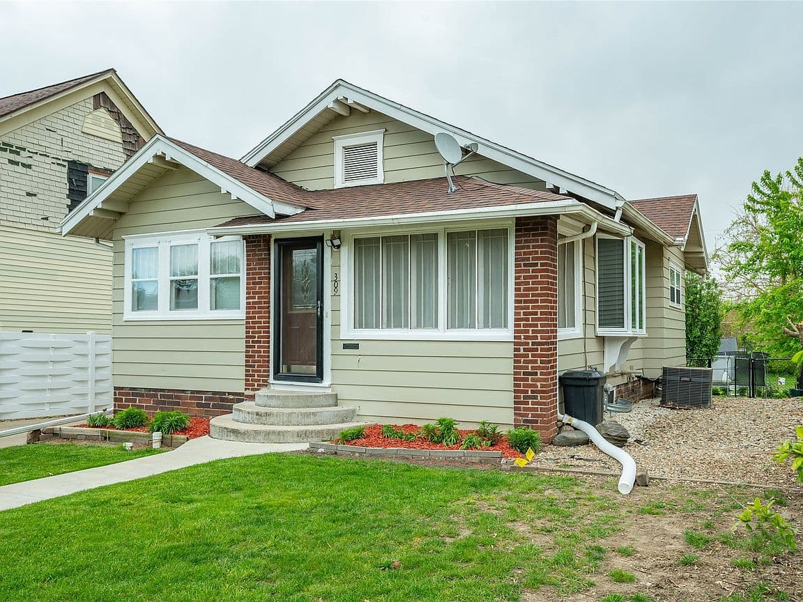 Primary listing photo