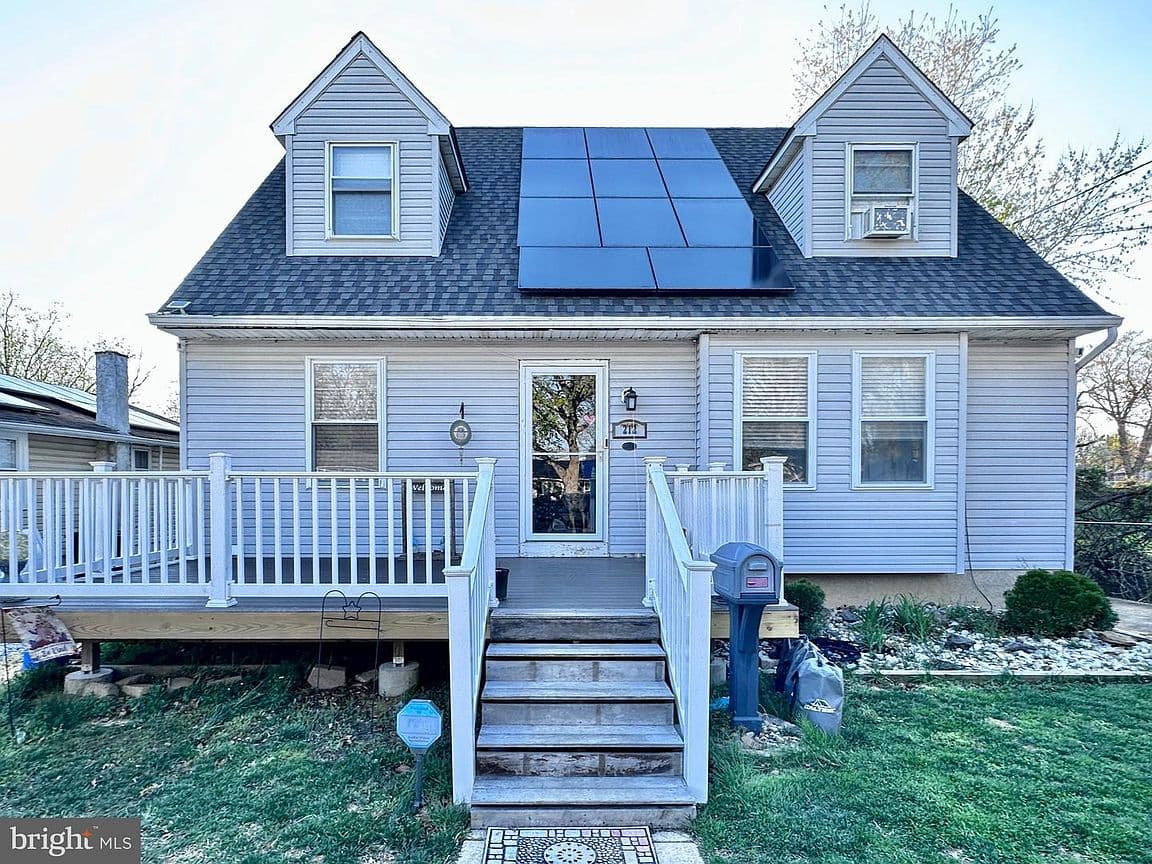 Primary listing photo