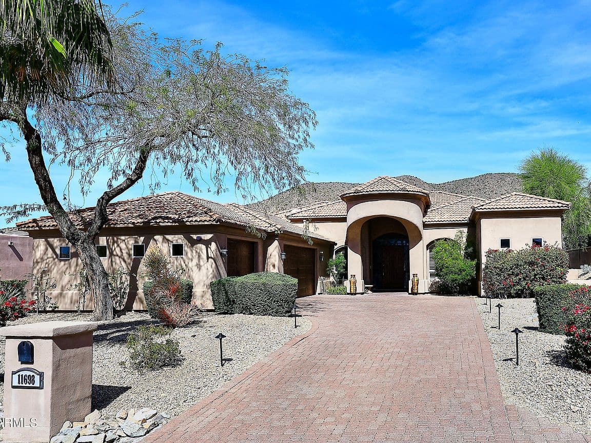 Primary listing photo