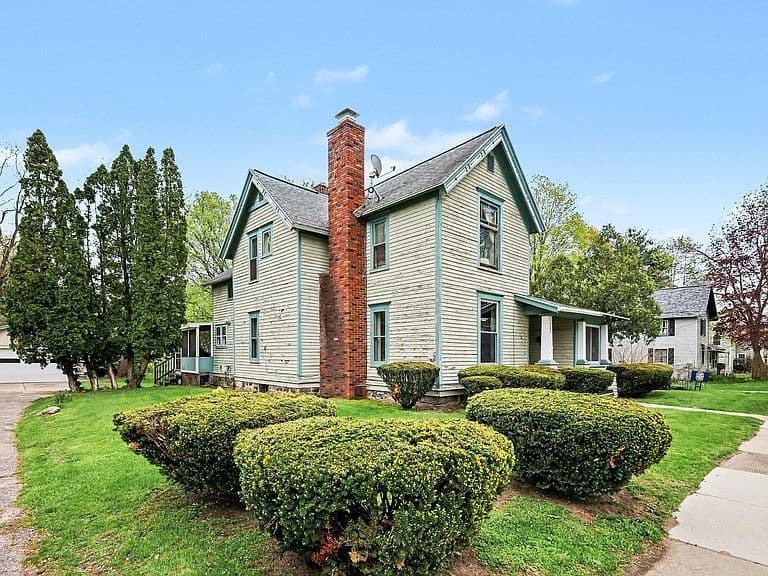 Listing photo 4