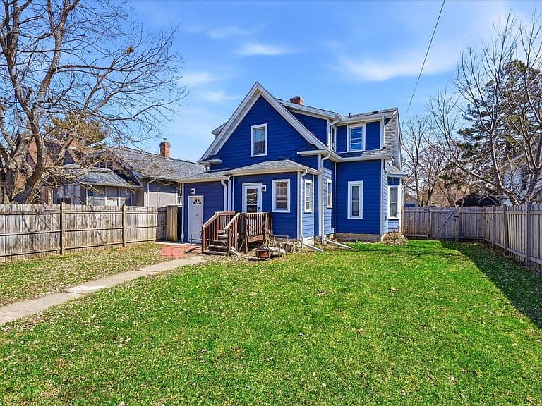 Listing photo 5