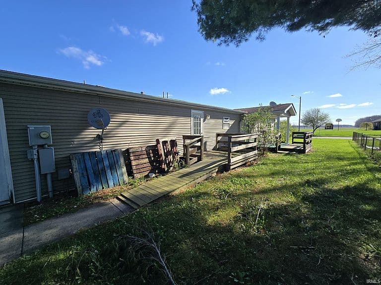 Listing photo 2