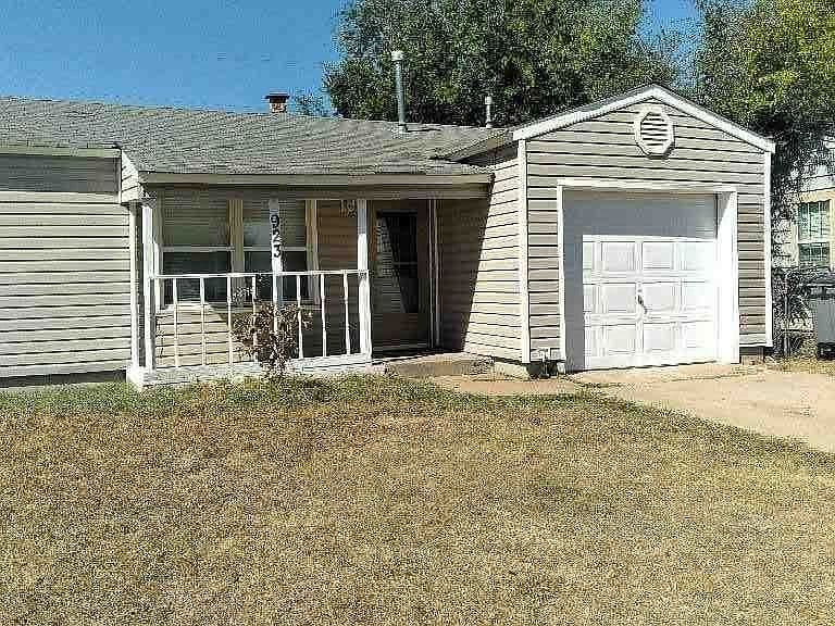 Listing photo 2