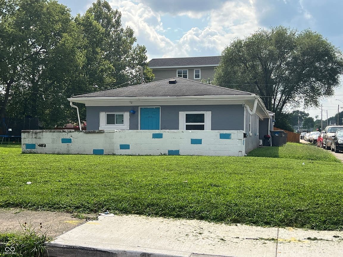 Primary listing photo