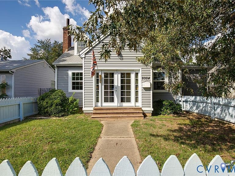 Listing photo 3