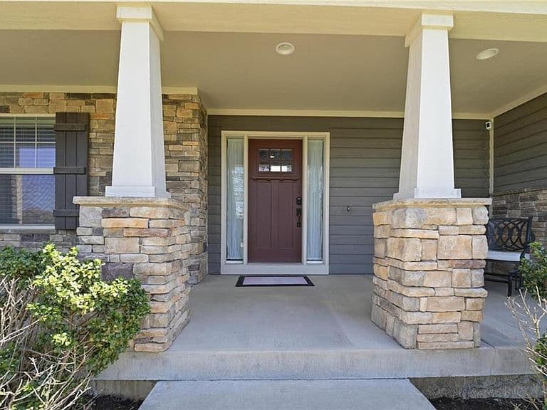 Listing photo 4
