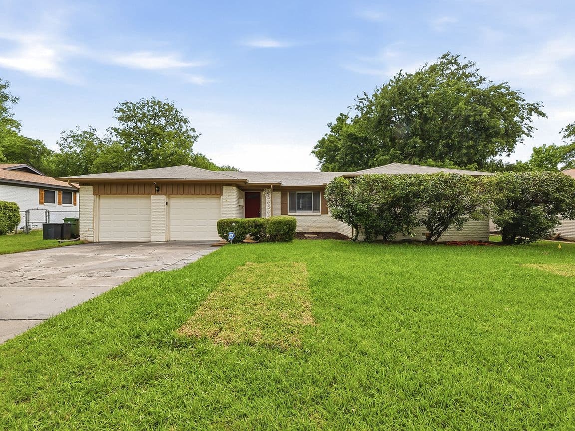 Primary listing photo
