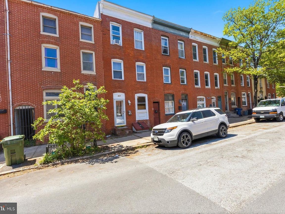 Primary listing photo