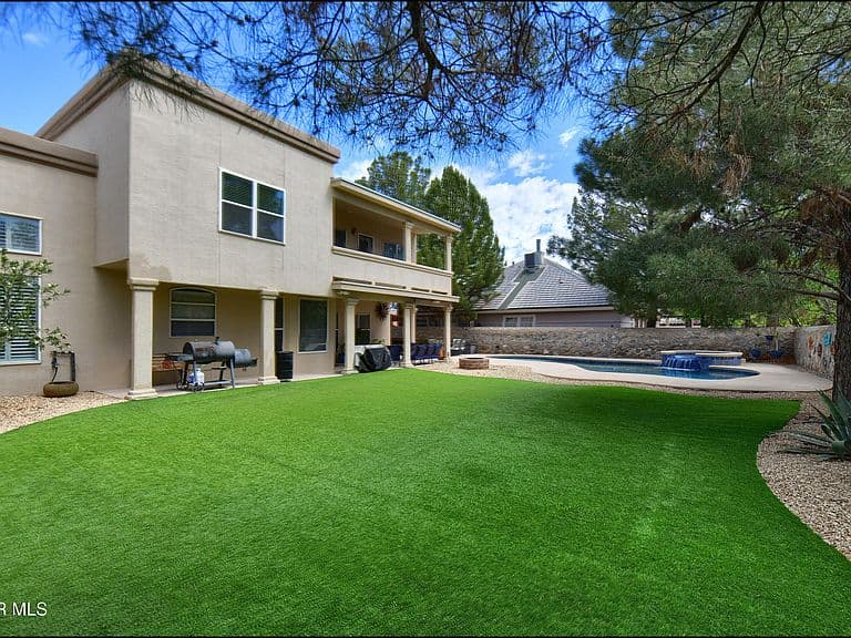 Listing photo 4