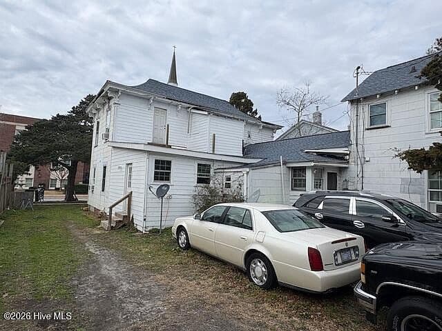 Listing photo 3