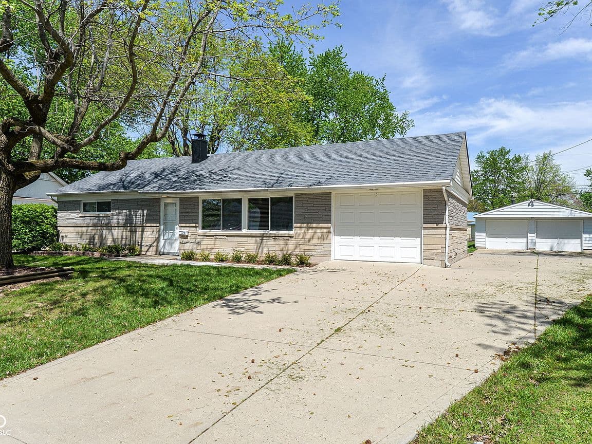 Primary listing photo