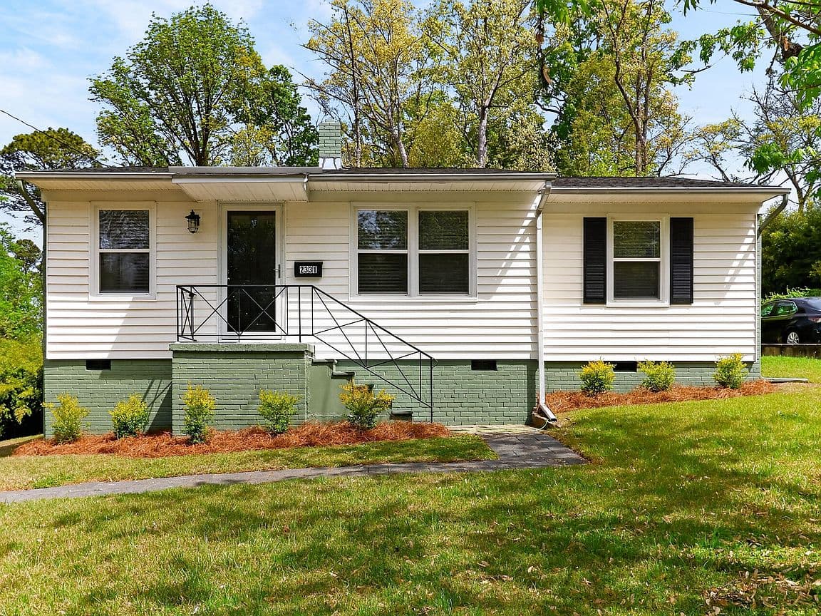 Primary listing photo
