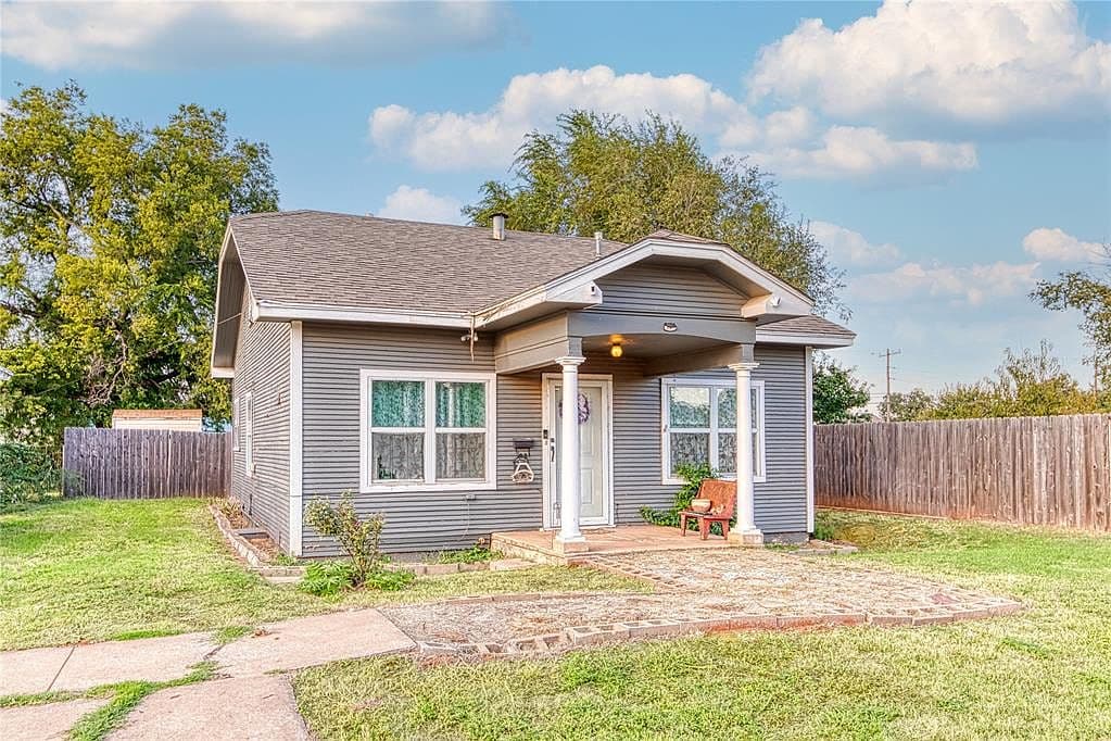 Primary listing photo