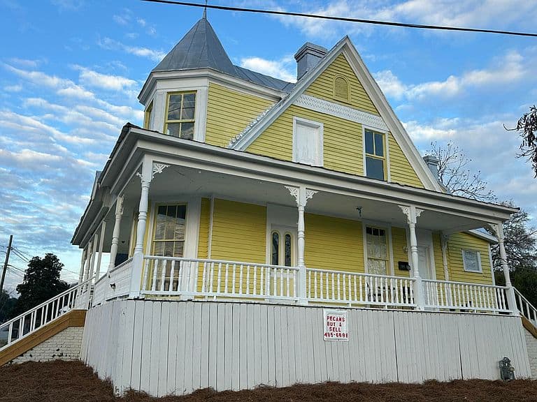 Listing photo 4