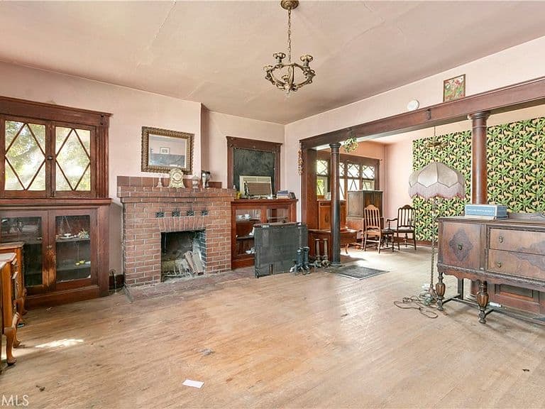 Listing photo 5