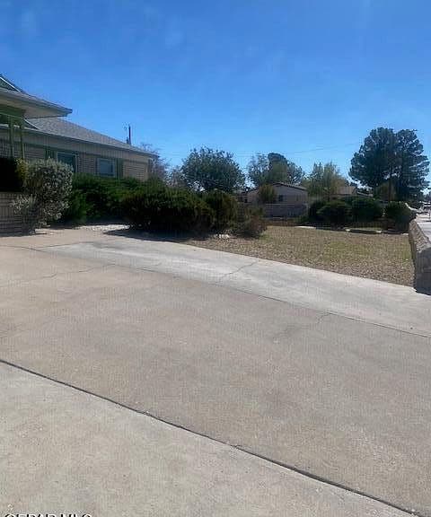 Listing photo 5