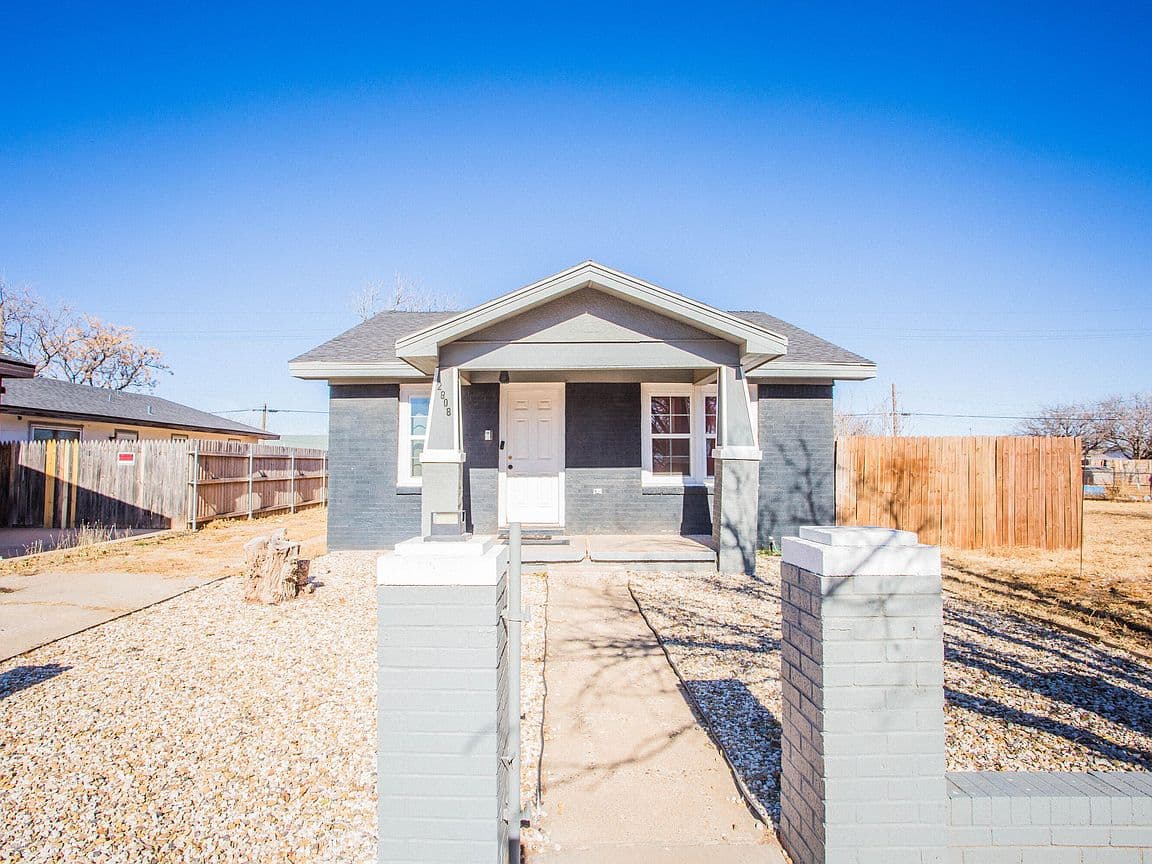 Primary listing photo
