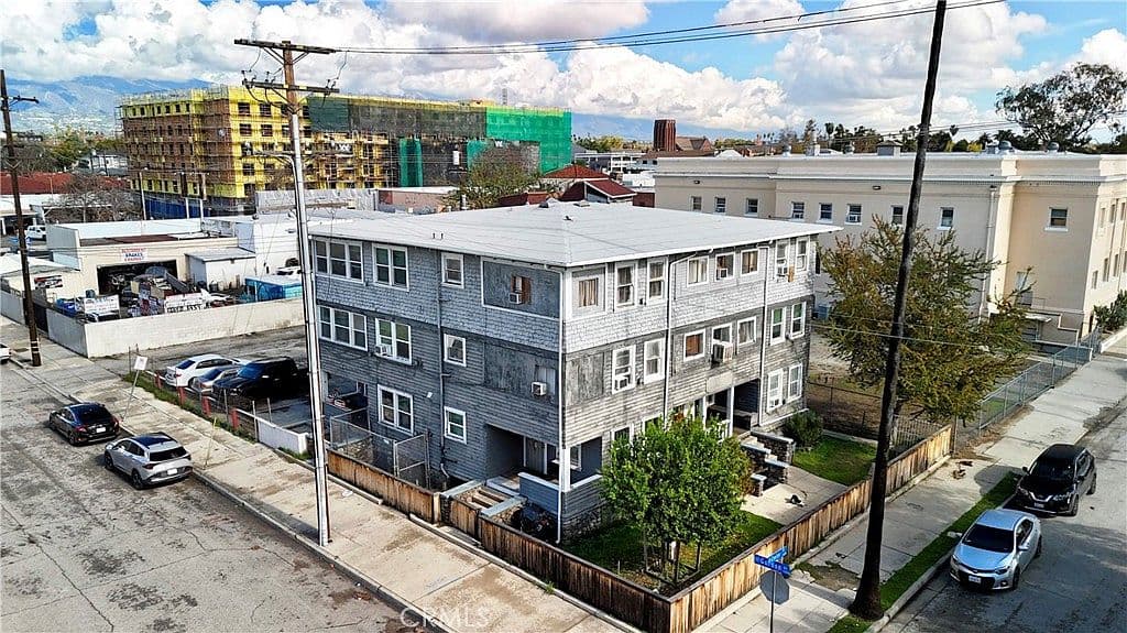 Primary listing photo