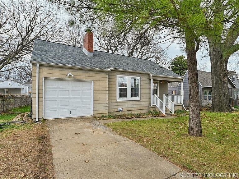 Listing photo 3