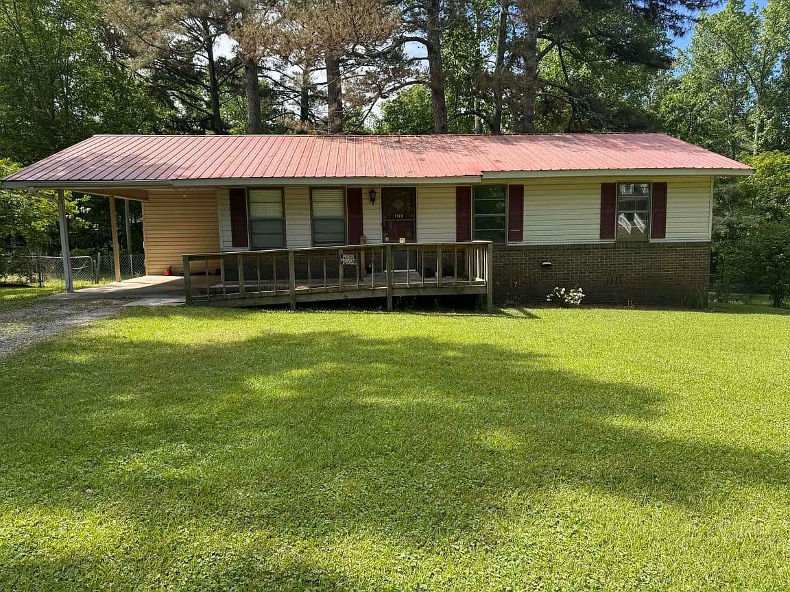 Primary listing photo
