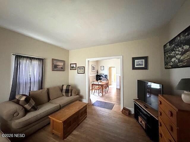 Listing photo 4