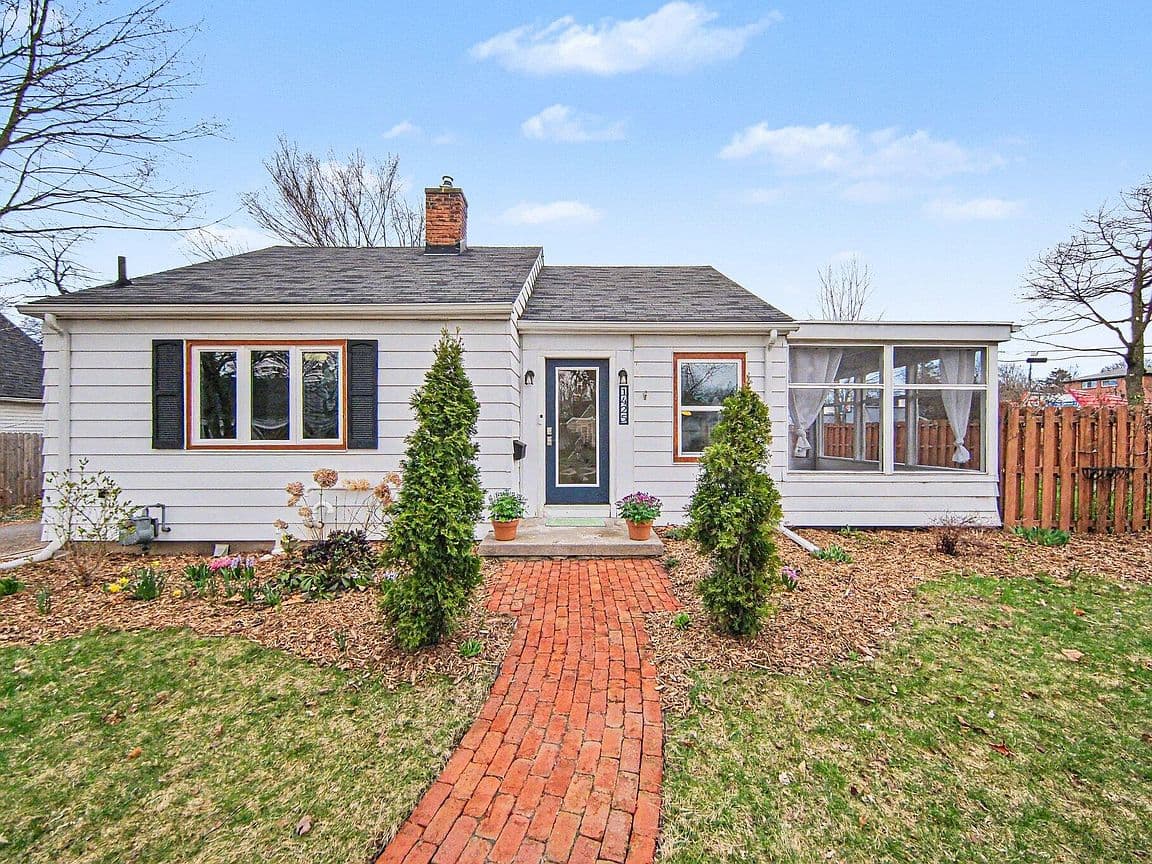 Primary listing photo