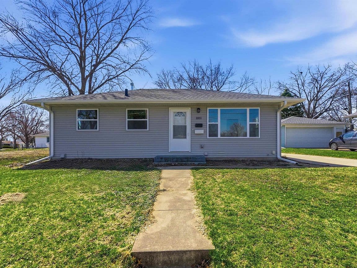 Primary listing photo