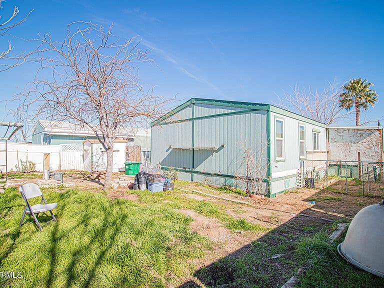 Listing photo 5