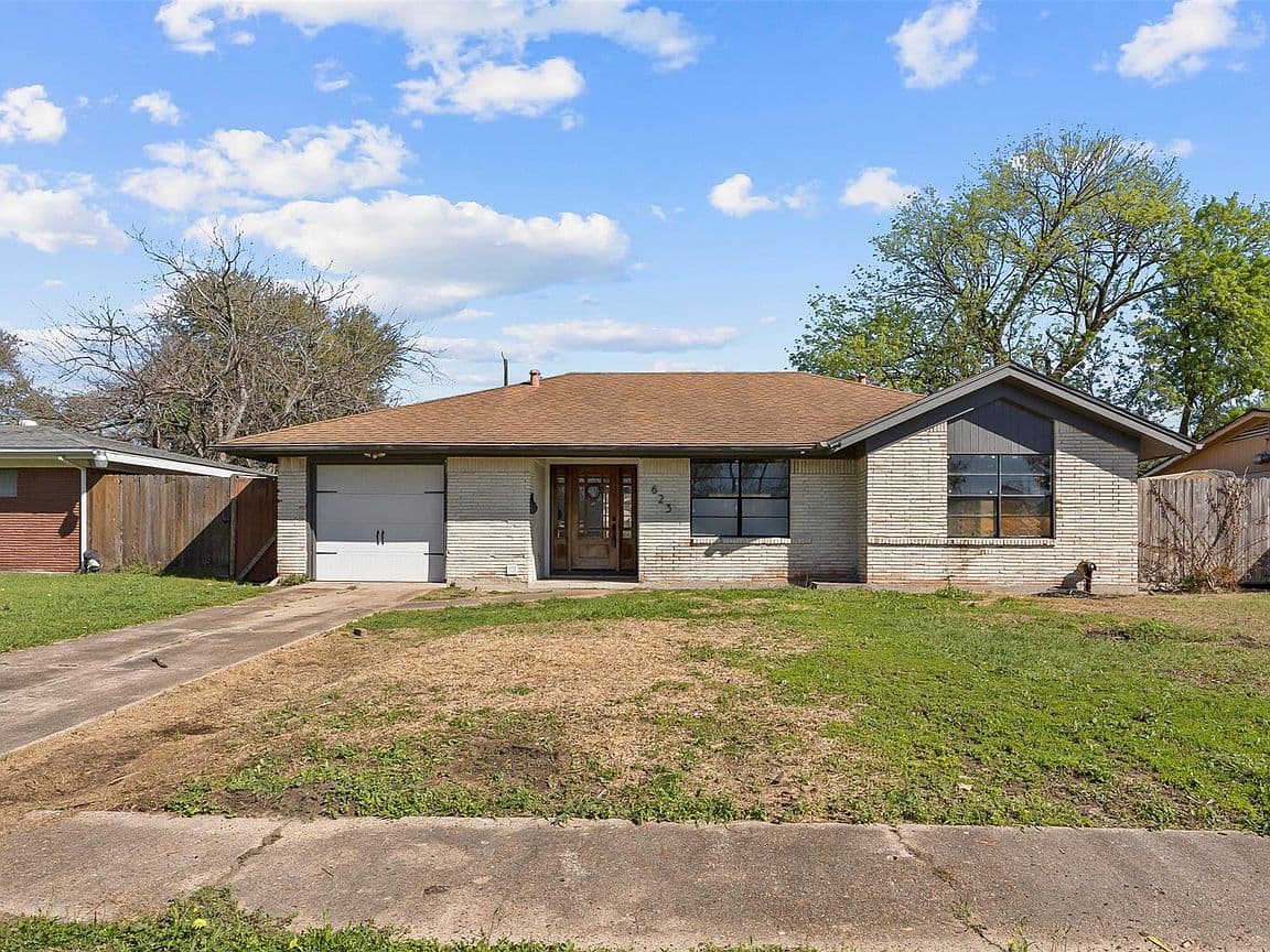 Primary listing photo