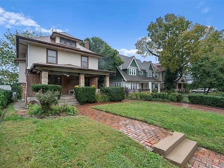 Listing photo 4