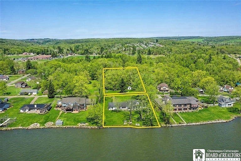 Listing photo 4