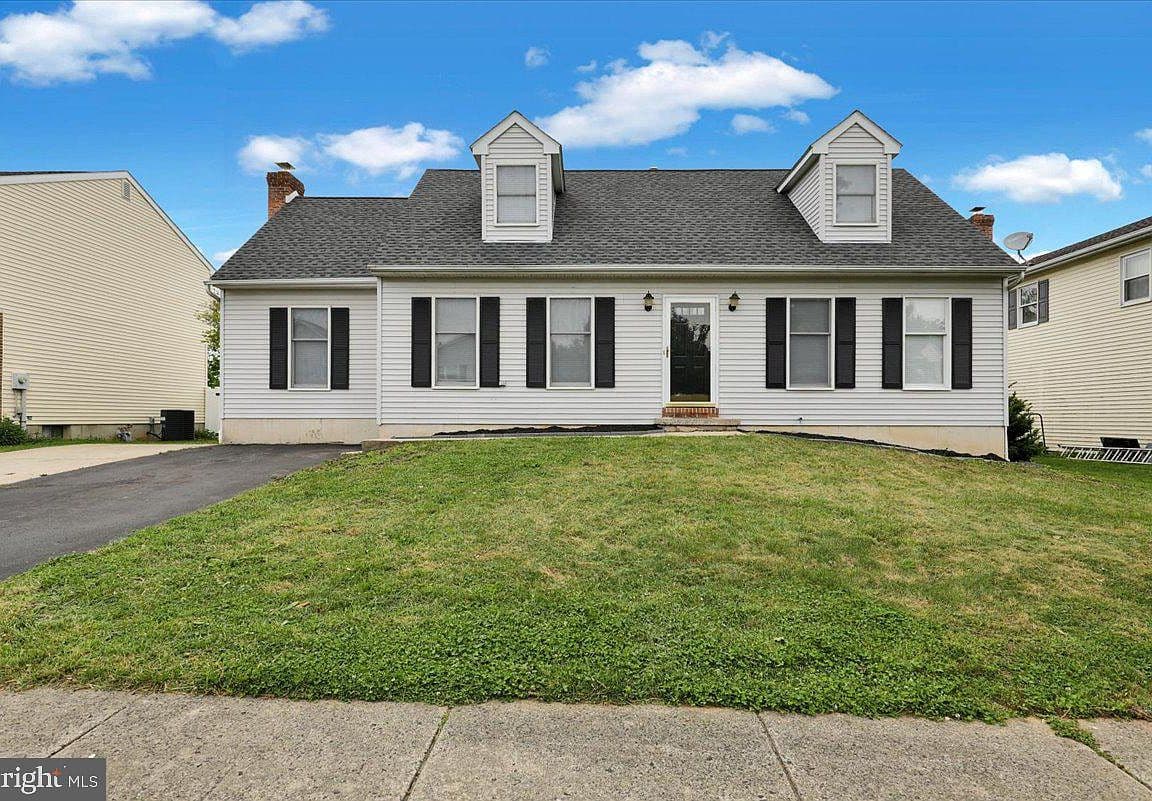 Primary listing photo