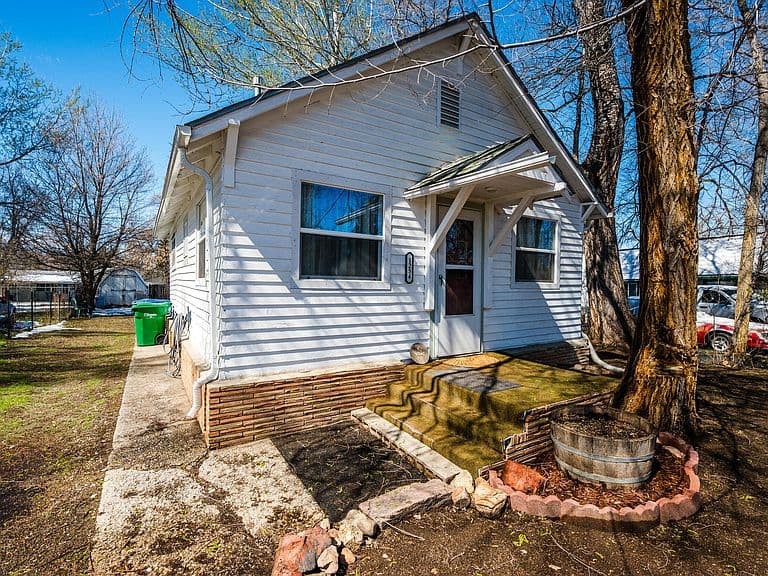 Listing photo 4