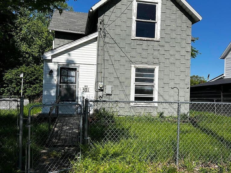 Listing photo