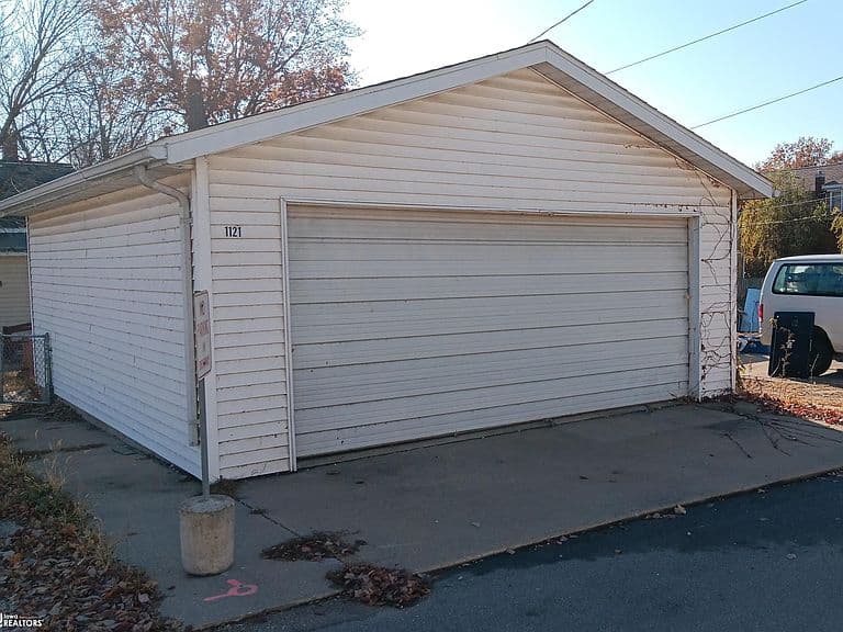 Listing photo 4