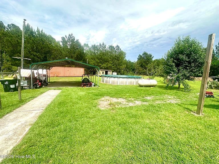 Listing photo 5