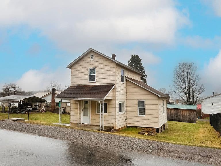 Listing photo 3