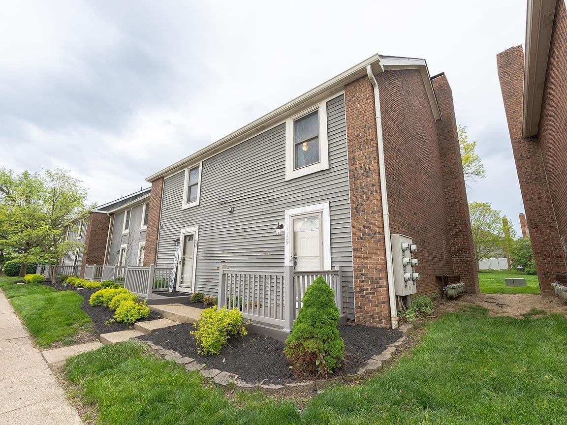 Primary listing photo