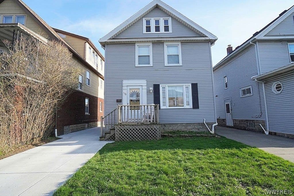 Primary listing photo