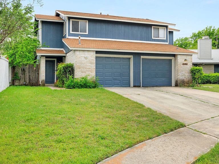 Listing photo 3